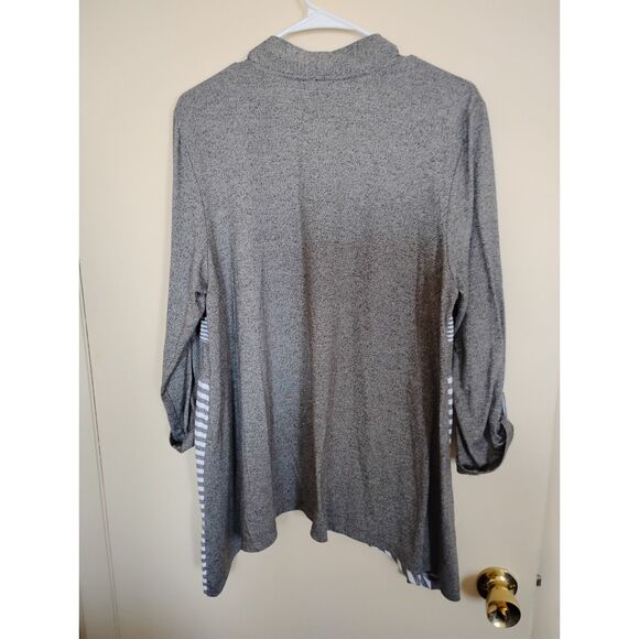 Alfred Dunner Gray/White Open Front Sweater size M - Picture 2 of 3